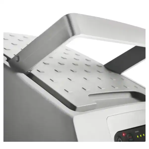 Dometic TCX21 Koelbox ingezoomd op handvat