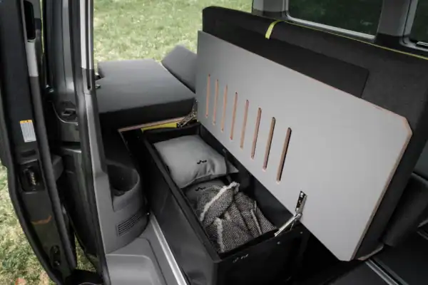 Sitka Plus Camperbox van Visu binnenkant auto met camperbox