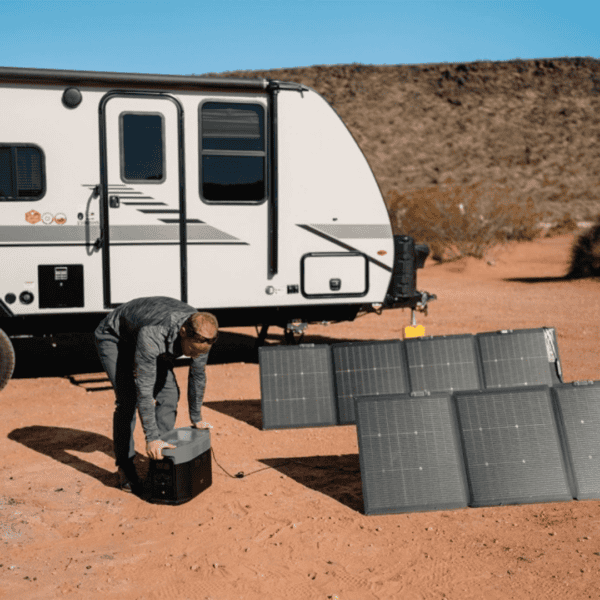 EcoFlow zonnepaneel buiten in zonlicht