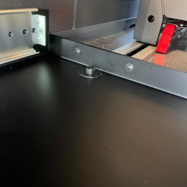 California Auto Aluminium Uitschuiflade VW T7 California Beach Tour – 1000mm 150kg - Afbeelding 7