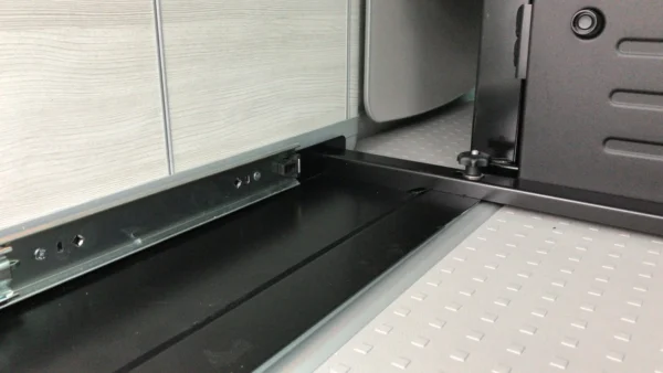 California Auto Uitschuiflade VW T5/T6/T6.1 California – 750mm - Afbeelding 8