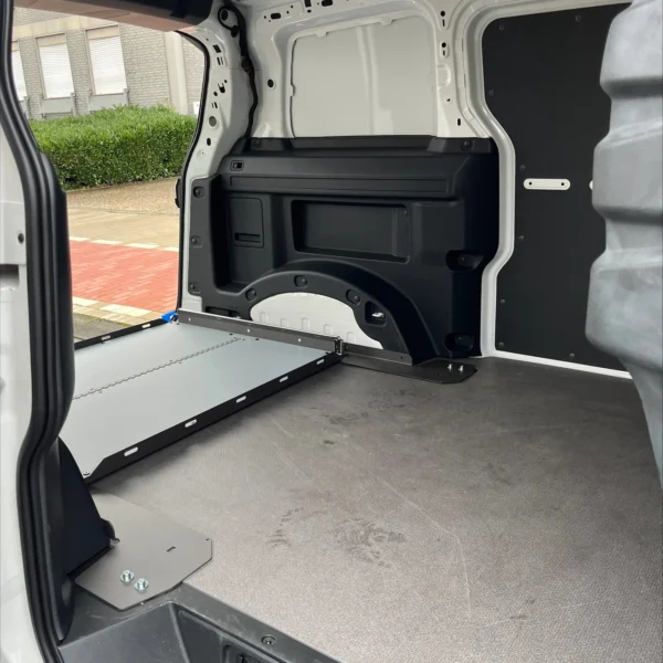 CampTools VW ID. Buzz Cargo uitschuiflade productfoto 6