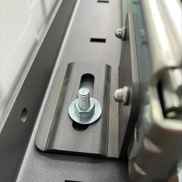 CampTools VW ID. Buzz Cargo uitschuiflade productfoto 8